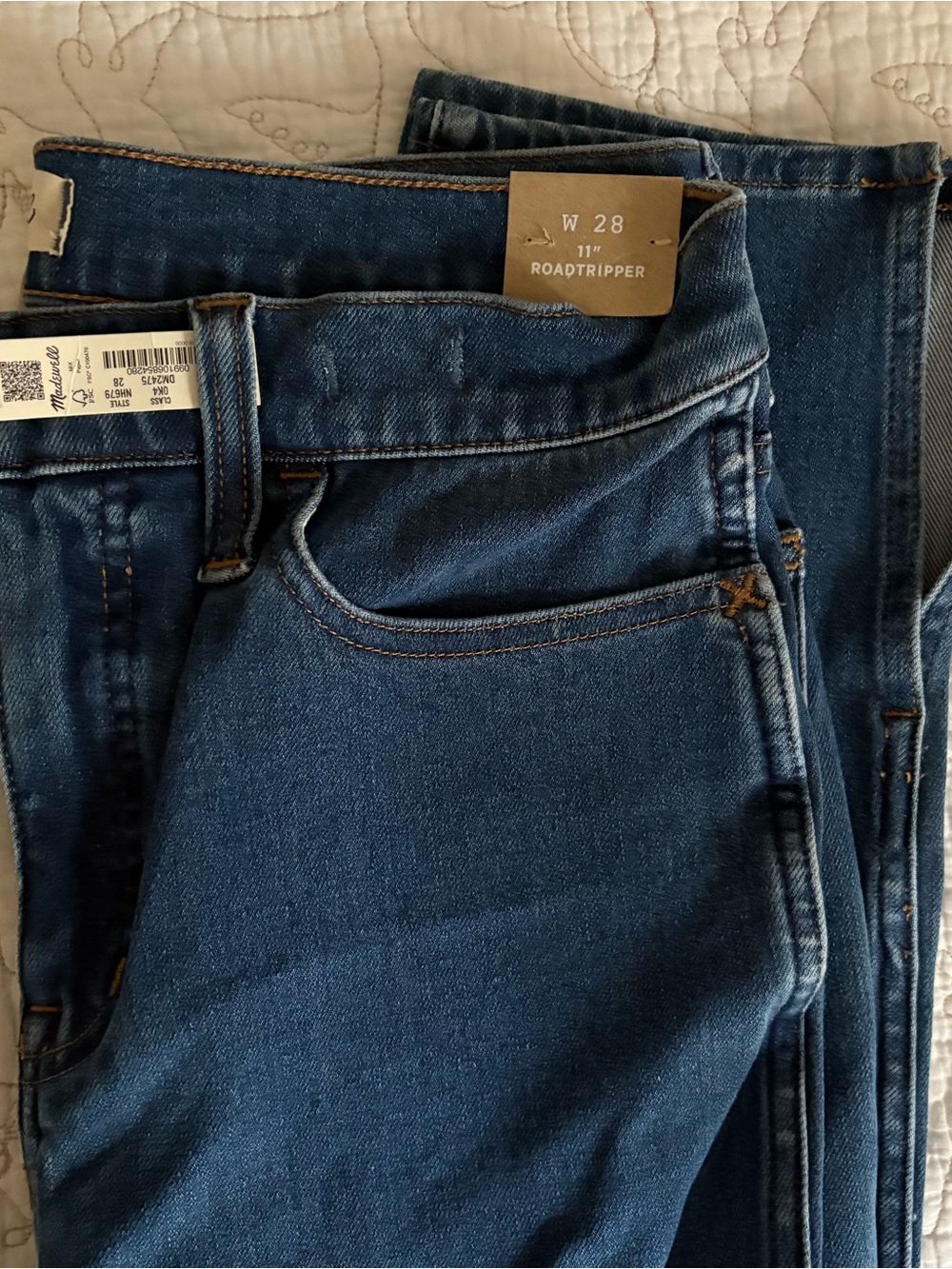 NWT* Madewell Slim Ankle Jeans slit hem denim medium wash size 28 jeans